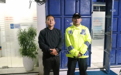 Personil Piket Polsek Warunggunung Melaksanakan Patroli Dialogis Di Malam Hari Ke Bank BRI Di Wilayah Warunggunung