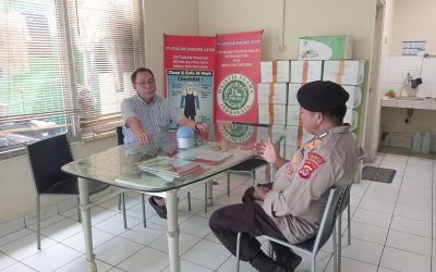 Personil Sat Pamobvit Polresta Tangerang Polda Banten Melaksanakan Patroli Sambang Di Kawasan Industri Cikupamas
