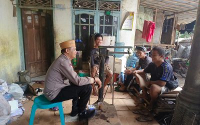 Aipda Rahmat Bhabinkamtibmas Desa Kubang Polsek Balaraja Polresta Tangerang Sambangi Warga Binaan