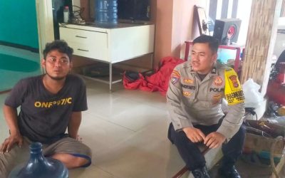 Polsek Cinangka Polres Cilegon Laksanakan Sambang Dor to Dor Dan Sampaikan Himbauan Kamtibmas