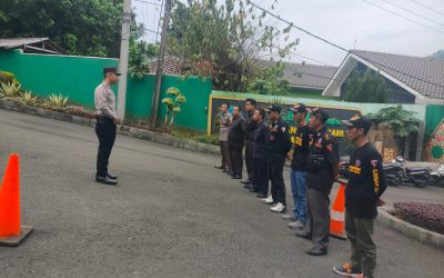 Personil Polsek Lebakgedong Polres Lebak Polda Banten PAM Perpulangan Santri Ponpes Latansa