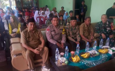 Hadiri Rapat Desa, Personel Polsek Lemahabang Imbaukan Waspada TPPO
