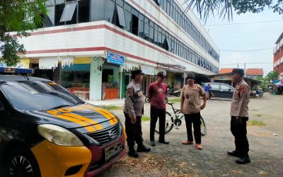Kegiatan Patroli Sekaligus Sosialisasikan TPPO, Dilakukan Personil Polsek Rengasdengklok