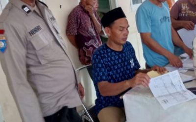 Anggota Polsek Banjarsari Polres Lebak Melaksanakan Kegiatan Sambang Di Desa Cibaturkeusik