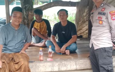 Anggota Polsek Banjarsari Polres Lebak Melaksanakan Kegiatan Sambang Di Desa Lebak keusik