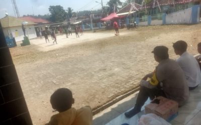 Polsek Bojongmanik Polres Lebak Pengamanan Bola Volly Tingkat Kecamatan Bojongmanik Peringatan HUT RI Ke 79 Tahun 2024