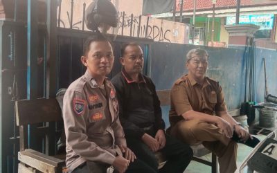 Kehadiran Anggota Bhabinkamtibmas Polsek Cibadak Polres Lebak Di Tengah Masyarakat