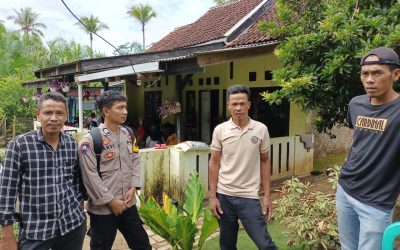 Sapa Warga, Bhabinkamtibmas Polsek Cijaku Polres Lebak Ajak Jaga Kamtibmas