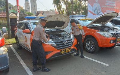 Kasat Pam Obvit Polres Pandeglang Polda Banten IPTU Enjang Cek Kesiapan Kendaraan Untuk Pengamanan Ops Mantap Praja 2024