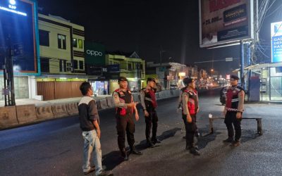 Anggota Sat Samapta Polres Karawang Melaksanakan Patroli Perintis Presisi Dan Giat Cipta Kondisi KRYD Dengan Sasaran Premanisme  