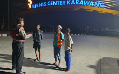 Anggota Sat Samapta Polres Karawang melaksanakan Patroli Perintis Presisi dan Giat Cipta Kondisi KRYD dengan Sasaran Premanisme  