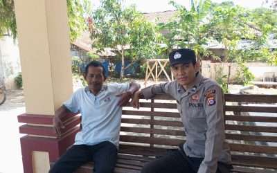 Babinkamtibmas Polsek Gunungkencana Polres Lebak jalin silaturahmi dengan warga masyarakat