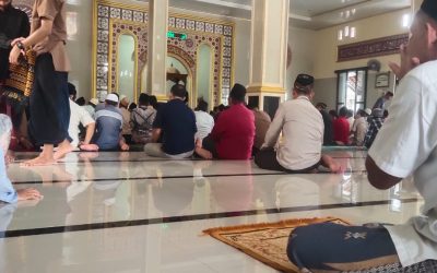 Guna Memakmurkan Masjid Personil Polsek Gunungkencana Polres Lebak Giat Jum’at Keliling Di Masjid Baitul Muttaqin