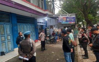 Perwira dan Anggota Reskrim Polresta Tangerang Polda Banten Ikuti Giat Pengamanan Kampanye Tatap Muka di Depan Kantor ATR/BPN Kab. Tangerang