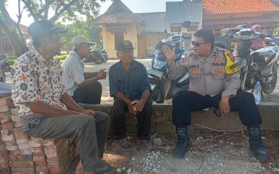 Kanit Binmas Polsek Batujaya Melaksanakan Sambang dan Giat Cooling System dalam rangka menjaga Netralitas pada Pilkada 2024