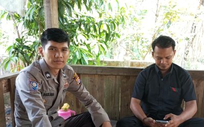 Babinkamtibmas Polsek Gunungkencana Polres Lebak Jalin Silaturahmi Dengan Warga Masyarakat