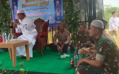 Kapolsek Gunungkencana Polres Lebak Menghadiri Giat Maulid Nabi Besar Muhammad SAW 1446 H Di Kp.Cibeusi Desa Ciginggang Kecamatan Gunungkencana