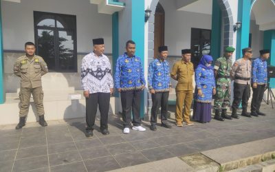 Kapolsek dan Anggota Polsek Gunungkencana Polres Lebak Melaksanakan Giat Upacara Hari Kesaktian Pancasila Tahun 2024 Di Kecamatan Gunungkencana