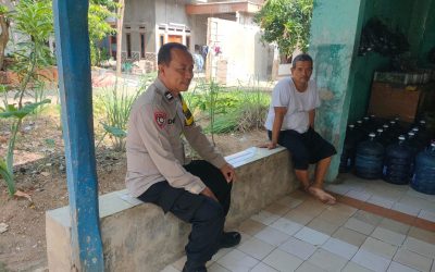 Bhabinkamtibmas Desa Tobat Polsek Balaraja Polresta Tangerang, memberikan himbauan kepada warga Binaan, tentang pilkada yang aman, damai dan sejuk