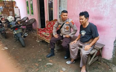 Sambang Warga Binaan, Bhabinkamtibmas Polsek Rawamerta Duduk Bersama Warga