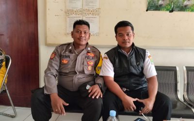 Bhabinkamtibmas Polsek Telagasari Sosialisasikan Layanan Kepolisian Untuk Cegah Gukamtibmas 