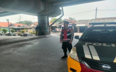 Patroli Sore Polsek Cikampek Sasar Bawah Fly Over Cikampek Cegah C3 