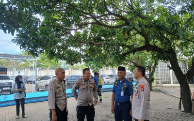 Polsek KP Banten Polres Cilegon melaksanakan Jumat Keliling