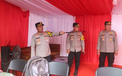 Kapolres Pandeglang Polda Banten AKBP Oki Bagus Setiaji Gelar Pengecekan Pos Pengamanan Operasi Lilin Maung 2024