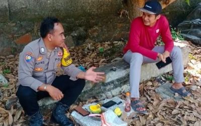 Bhabinkamtibmas Polsek Puloampel Polres Cilegon Sapa Senyum Dan Salam Warga Masyarakat