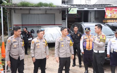 Kapolres Cilegon Polda Banten lakukan pengecekan Pos Pam 8 Cinangka