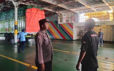 Personil Kskp Merak Polres Cilegon Polda Banten Sambangi ASDP Pelabuhan Merak