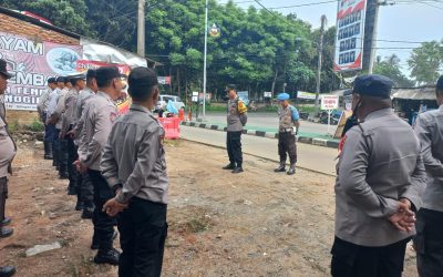 Kehadiran Polisi Polsek Cinangka Polres Cilegon Jamin Perayaan Natal Dan Tahun Baru Aman