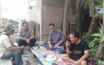 Bhabinkamtibmas Lebakgede polsek Pulomerak laksanakan sambang sambil ngopi bareng warganya