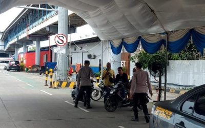 Personil Kskp Merak Polres Cilegon Polda Banten Menyapa Masyarakat