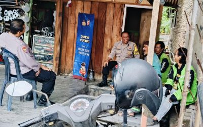 Bhabinkamtibmas Polsek cilegon Polres Cilegon sambang dialogis kepada Komunitas motor