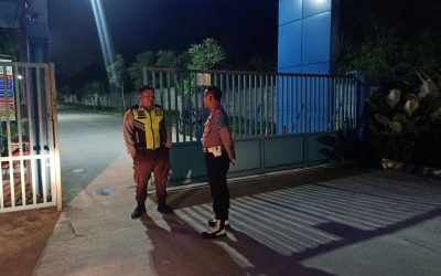 Polsek Purwakarta Polres Cilegon Patroli Dialogis Personil Mendatangi Keamanan PT. KCE Dan Sampaikan Himbauan Kamtibmas