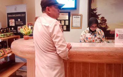 Polsek Cinangka Polres Cilegon Polisi Patroli Di Hotel Untuk Jamin Keamanan Masyarakat