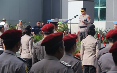 Kapolresta Tangerang Polda Banten Pimpin Upacara Kenaikan Pangkat 122 Personel Polresta Tangerang