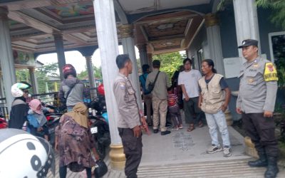 Berikan Rasa Aman Personel Polsek Mancak Berikan Himbauan Kamtibmas 