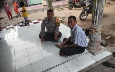 Bhabinkamtibmas Polsek Bojonegara Polres Cilegon Ajak Warga Masyarakat Menciptakan Situasi Lingkungan Yang Aman Dan Damai