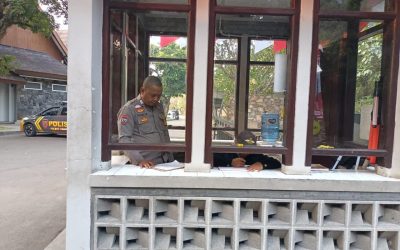 Bhabinkamtibmas Polsek Cinangka Sambang Bersama Security Hotel Maxone