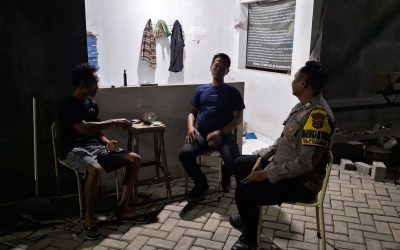 Cegah Curanmor, Personil Polsek Cibeber Polres Cilegon Himbau Petugas Ronda