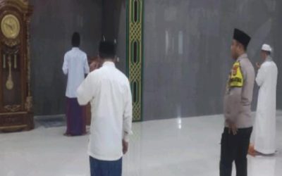 Personil Polsek Cibeber Polres Cilegon melaksanakan Subuh Keliling