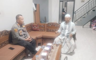 Bhabinkamtibmas Polsek Mancak Polres Cilegon Sambangi Tokoh Agama