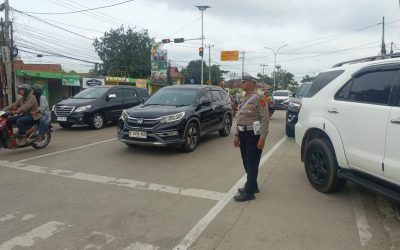 Antisipasi Kemacetan Panit Lantas Bersama Anggota Lalu Lintas Polsek Cipocok Jaya Polresta Serkot Rutin Melaksanakan Pengaturan Arus Lalu Lintas Di Pagi Hari